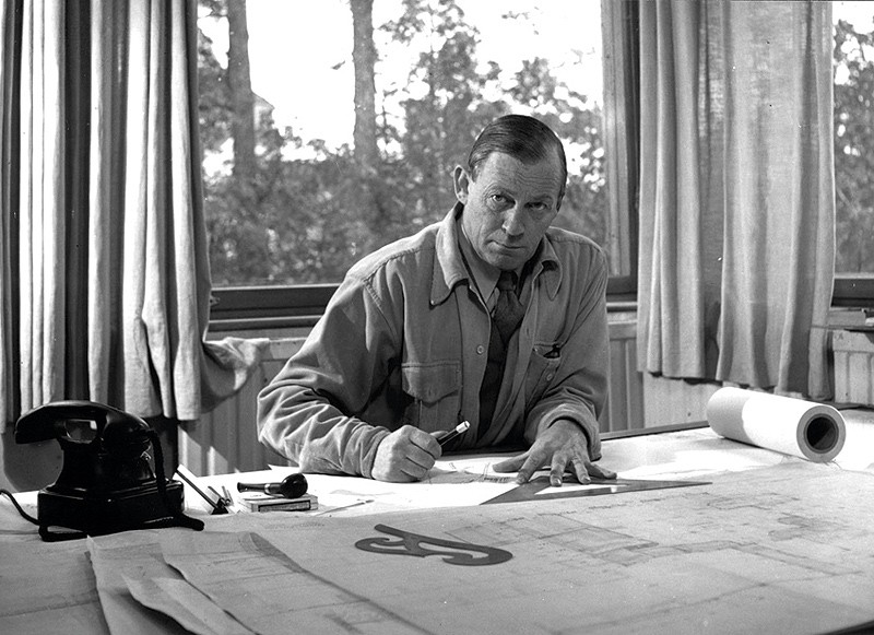 Aalto: Pioneer of Midcentury Form Function