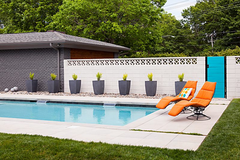 5 Ways to Turn Your Midcentury Modern Pool Into a Summer Paradise