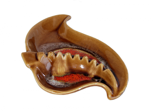 14 Vintage Ashtrays To Start Or Complete Your Collection
