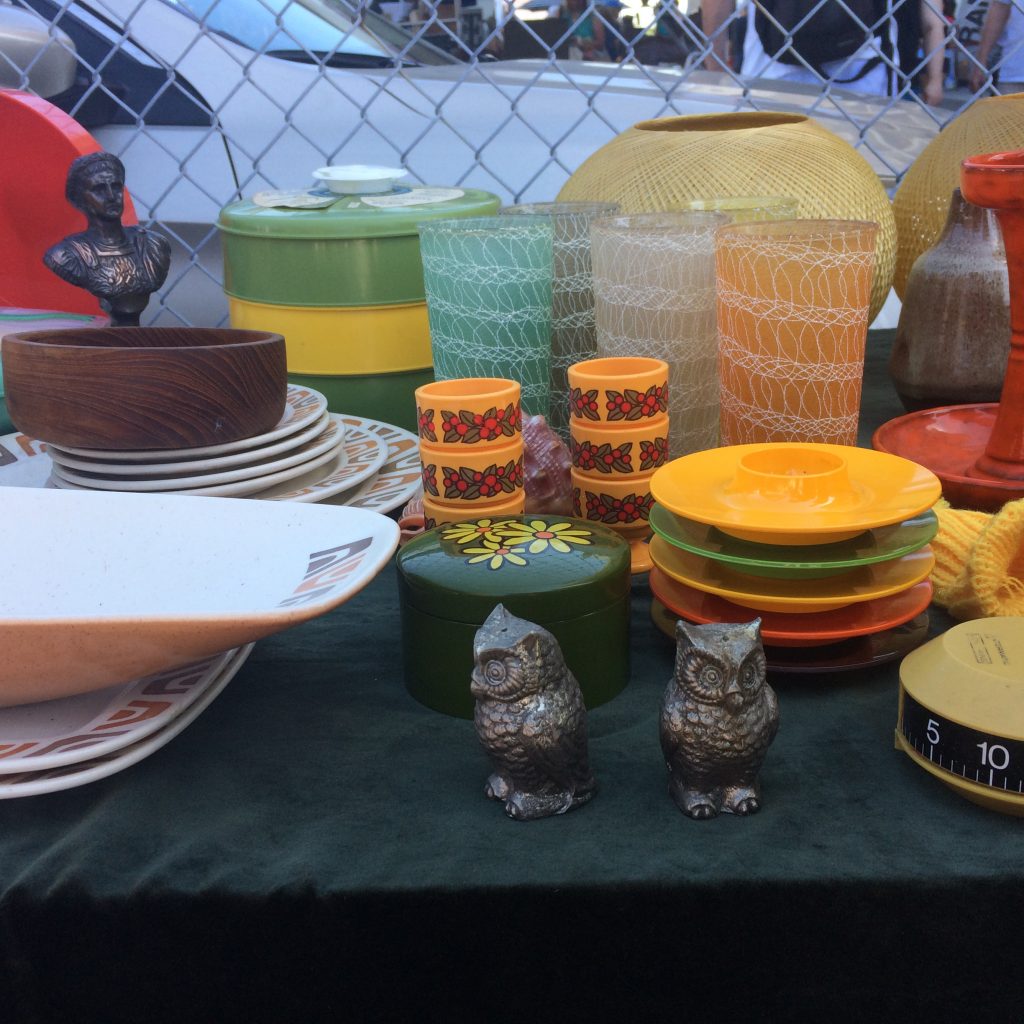 Midcentury flea market finds with Atomic Ranch