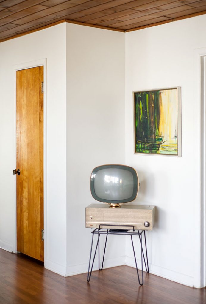 Origianl Philco Predicta Mid Century television