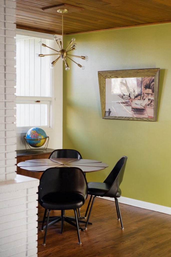 Carlo of Hollywood watercolor acts as the conversation piece for those gathered around the Richard Schultz Petal Table.