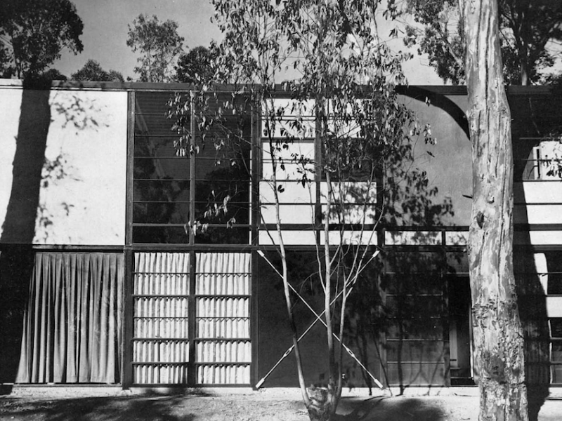 Case Study House 7 A Flexible Floor Plan with Extensive Outdoor