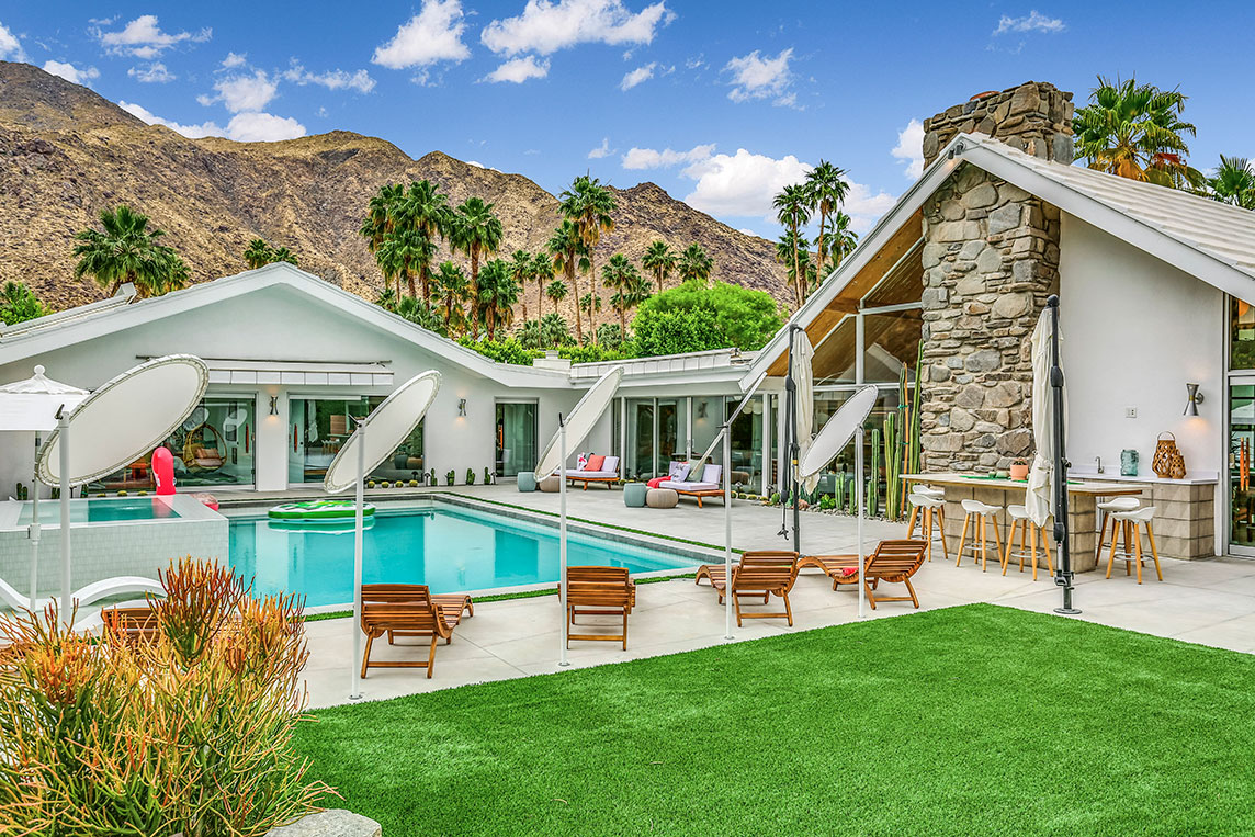 Alohaus by the Pool: A Modern Outdoor Design Renovation - Atomic Ranch