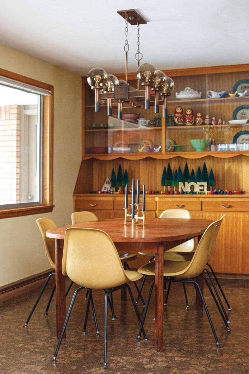 Shiny and Bright MCM Holiday Home in Idaho - Atomic Ranch