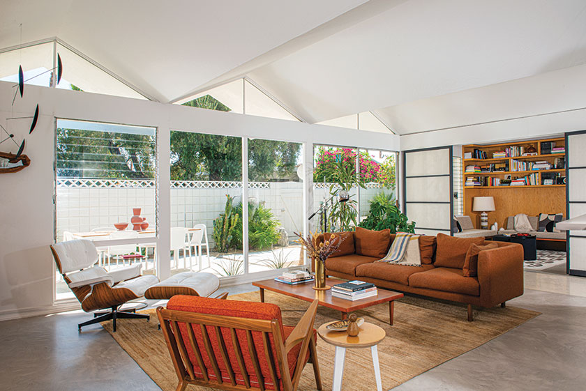 Love at First Listing for a 1960 Palm Springs Condo - Atomic Ranch