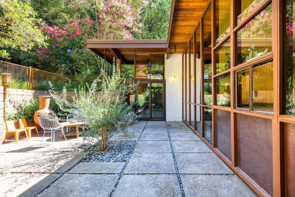 7 Reasons Mid Century Modern is an Accessible Style - Atomic Ranch