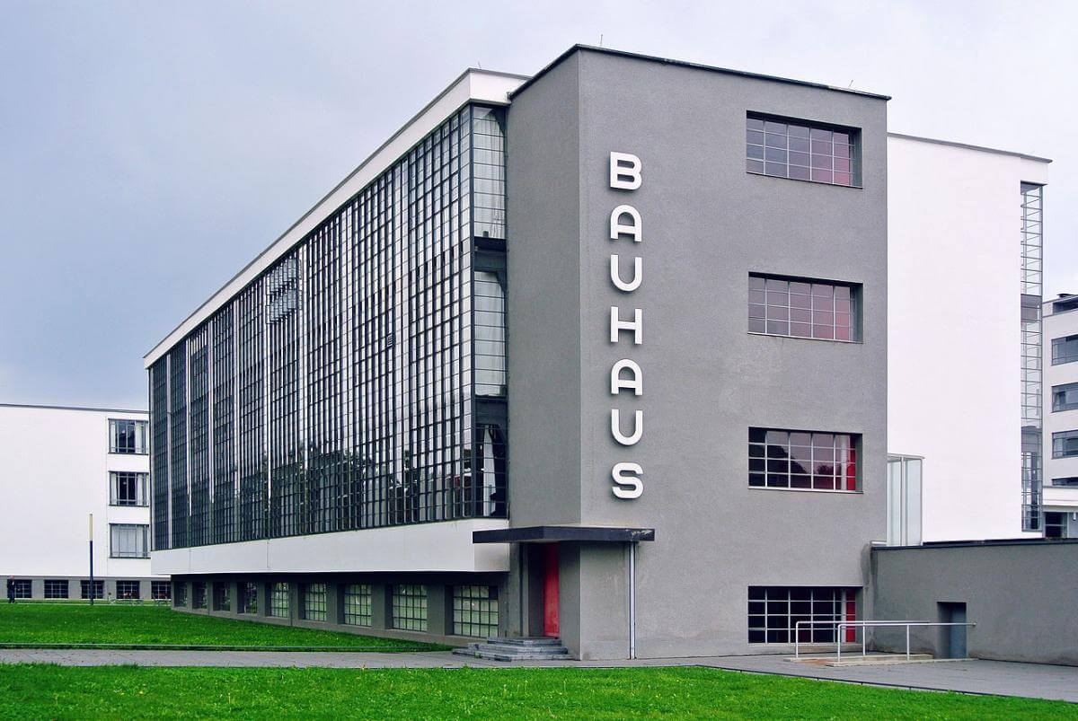 How to Recognize Bauhaus Architecture - Atomic Ranch