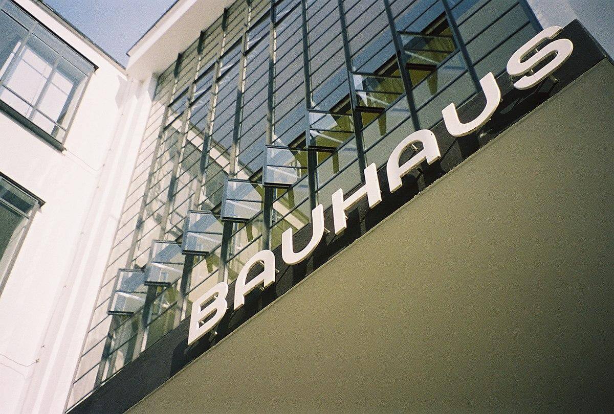 How to Recognize Bauhaus Architecture - Atomic Ranch
