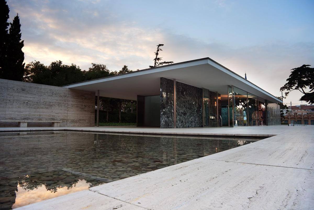 The Barcelona Pavilion: A Zone of Tranquility - Atomic Ranch