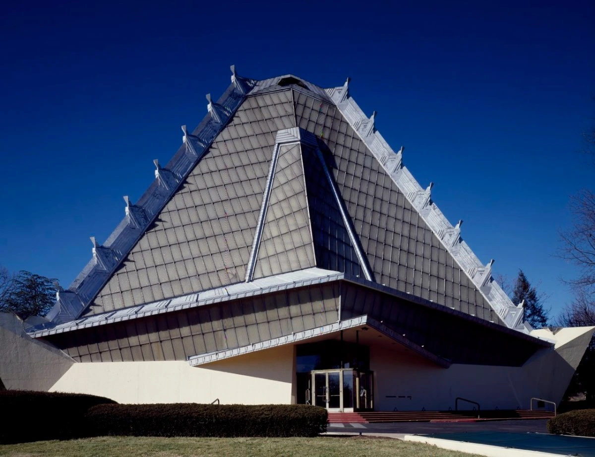Beth Sholom Synagogue: Frank Lloyd Wright’s Mountain of Light